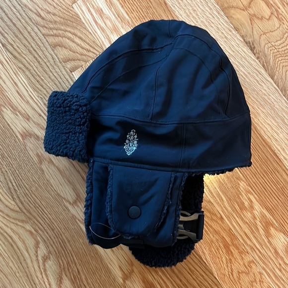 Free People Ascend Fleece Trapper Hat NEW main image 16